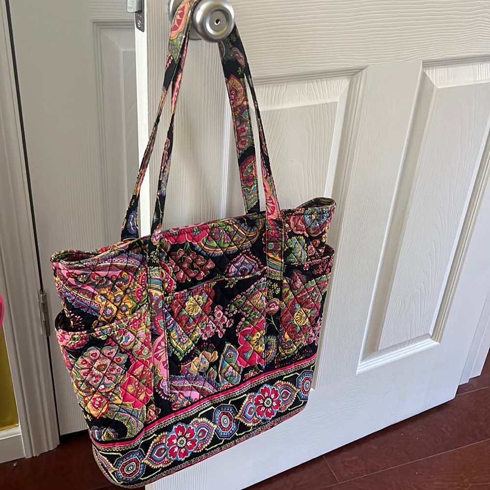 Vera Bradley Black Paisley Quilted Shoulder Tote Bag ‘Symphony in Hue’ Print